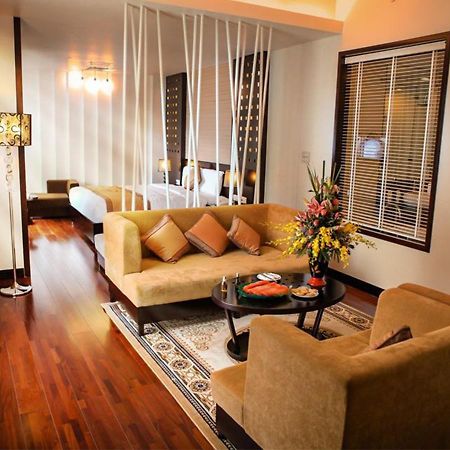 Halong Palace Hotel Ha Long Exterior photo