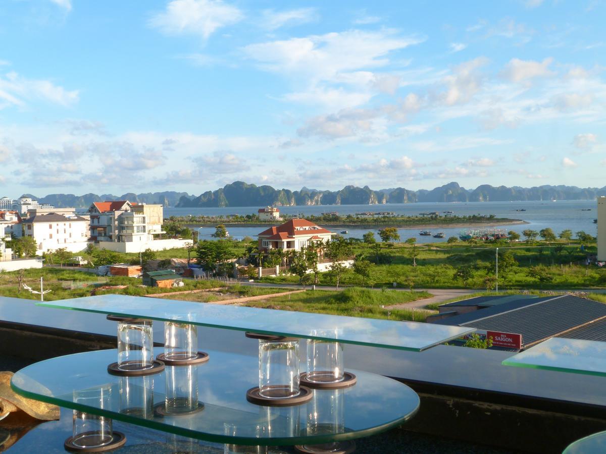 Halong Palace Hotel Ha Long Exterior photo